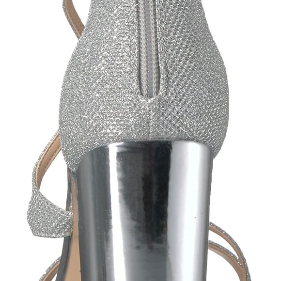 Jewel Badgley Mischka women’s heels - Picture 4 of 10